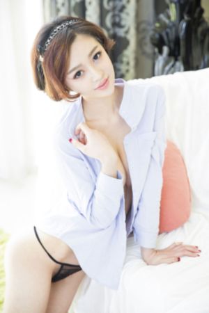 日日摸夜夜摸狠狠摸97_1080手机在线观看