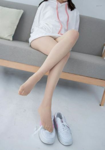 扒开老师双腿猛进入喷水免费观看_免费国语在线观看