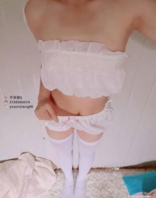 美女丝袜足脚交一区二区_BD韩语手机在线看